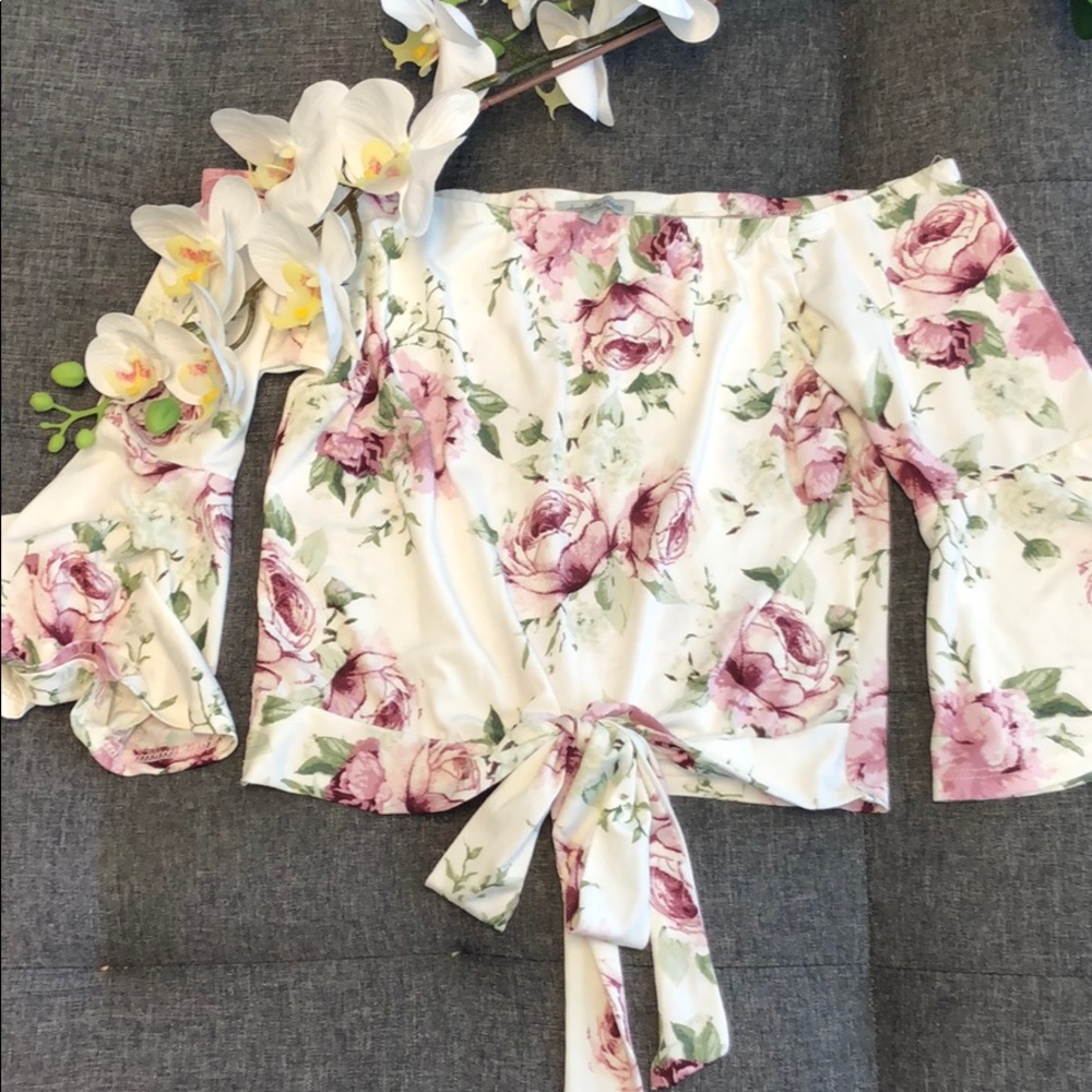 Sexy Off the Shoulder Crop Top